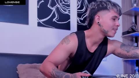 Snapshot of stefan_wonder_ chatting on February 20, 2025, 5:29 pm Wonder online show from February 20, 2025, 5:29 pm