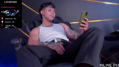 Snapshot of stefan_wonder_ chatting on March 1, 2025, 8:53 pm Wonder online show from March 1, 2025, 8:53 pm