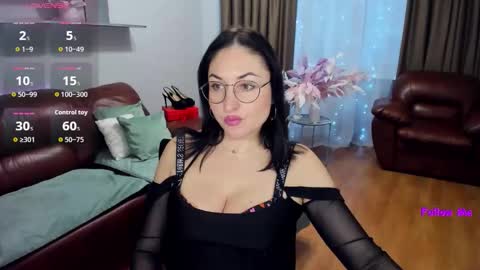 Snapshot of stefanawinter chatting on March 23, 2026, 11:03 am StefanaWinter online show from March 23, 2026, 11:03 am
