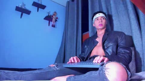 Stefann Salvatore online show from January 20, 2025, 4:54 am