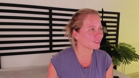 Snapshot of stefannny_ chatting on January 14, 2025, 6:38 pm Stefanny online show from January 14, 2025, 6:38 pm