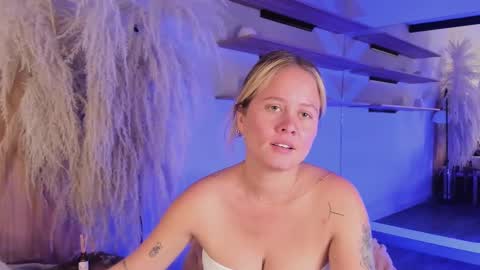 Snapshot of stefannny_ chatting on February 27, 2025, 3:05 pm Stefanny online show from February 27, 2025, 3:05 pm