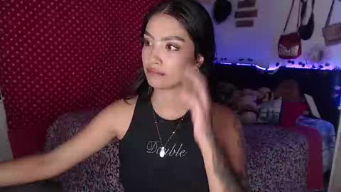 Im MiaIts my first day here  online show from December 25, 2024, 12:48 am