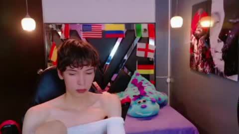 Snapshot of stefany_piink chatting on June 14, 2026, 2:52 pm stefany piink online show from June 14, 2026, 2:52 pm