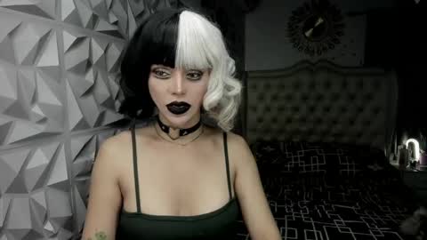 Jane online show from April 20, 2026, 2:53 pm