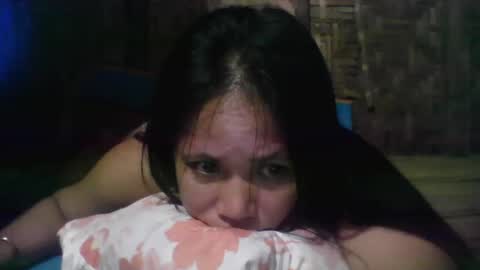 Snapshot of steffani_love chatting on February 28, 2025, 11:03 am steffani_love online show from February 28, 2025, 11:03 am