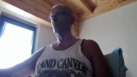Snapshot of stefi444466 chatting on July 5, 2026, 2:46 pm stefi444466 online show from July 5, 2026, 2:46 pm