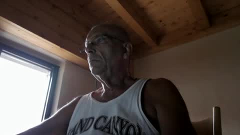 Snapshot of stefi444466 chatting on July 6, 2026, 4:53 am stefi444466 online show from July 6, 2026, 4:53 am