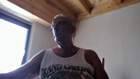Snapshot of stefi444466 chatting on July 8, 2026, 11:37 am stefi444466 online show from July 8, 2026, 11:37 am