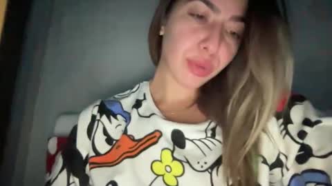 Snapshot of stefy_glow chatting on November 17, 2025, 10:26 pm stefy_glow online show from November 17, 2025, 10:26 pm