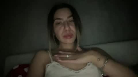 Snapshot of stefy_glow chatting on November 22, 2025, 10:42 pm stefy_glow online show from November 22, 2025, 10:42 pm