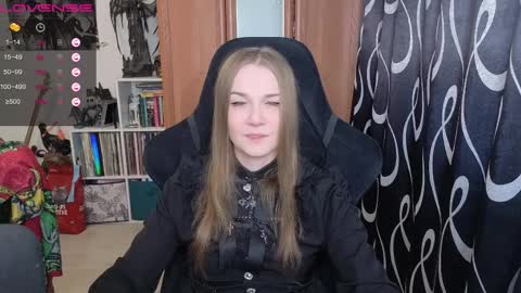 Snapshot of stella_and_carol chatting on April 11, 2026, 11:58 am Diana online show from April 11, 2026, 11:58 am