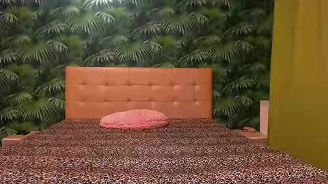 Snapshot of stella_john chatting on February 2, 2025, 8:46 am Stella John online show from February 2, 2025, 8:46 am