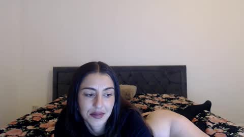 Snapshot of stella_john chatting on September 29, 2025, 4:50 am Stella John online show from September 29, 2025, 4:50 am