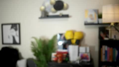 Stella online show from January 11, 2026, 6:02 pm