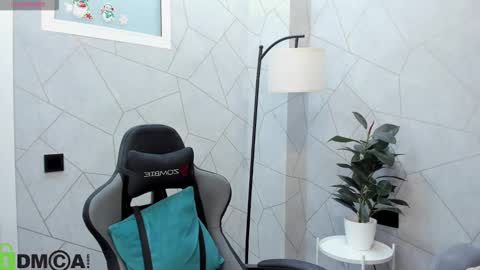 Snapshot of stella_soul chatting on February 11, 2026, 9:36 am Stella online show from February 11, 2026, 9:36 am