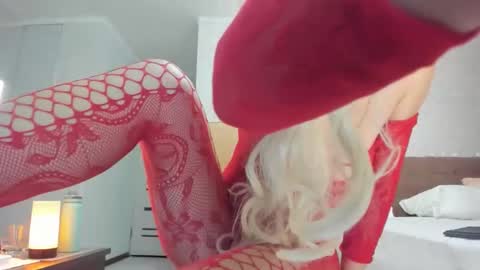 Snapshot of stella_walters chatting on October 27, 2025, 11:52 pm stella_walters online show from October 27, 2025, 11:52 pm