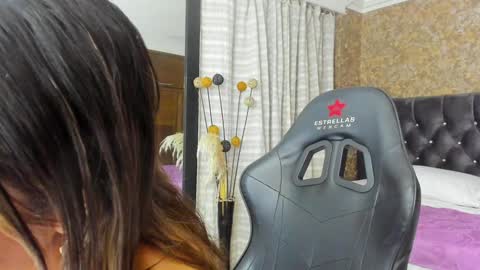 Snapshot of stella_xue chatting on January 28, 2025, 11:50 pm Estella online show from January 28, 2025, 11:50 pm