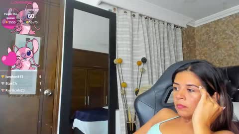 Snapshot of stella_xue chatting on February 11, 2025, 2:25 am Estella online show from February 11, 2025, 2:25 am