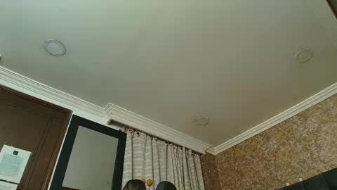Snapshot of stella_xue chatting on September 24, 2025, 8:01 pm Estella online show from September 24, 2025, 8:01 pm