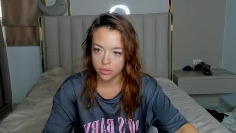 stella online show from April 3, 2026, 12:08 am