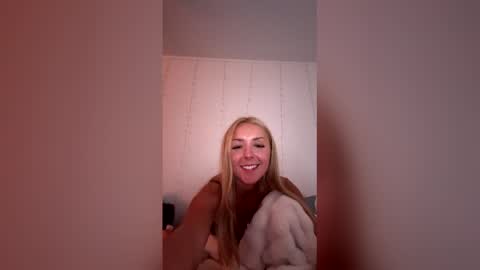 Snapshot of stellabound chatting on December 19, 2025, 2:29 am stellabound online show from December 19, 2025, 2:29 am