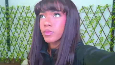 Snapshot of stellaciel_ chatting on July 4, 2026, 4:57 pm S T E L L A online show from July 4, 2026, 4:57 pm