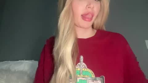 Snapshot of stellacummings chatting on February 12, 2025, 7:55 am Stella Bella online show from February 12, 2025, 7:55 am