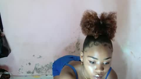 stellah2555 online show from February 26, 2026, 12:59 pm