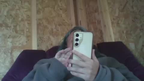 Stella online show from November 10, 2025, 7:46 pm