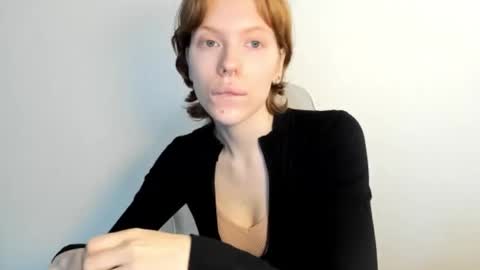 S T E L L A online show from January 15, 2026, 8:08 am