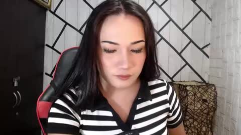 Snapshot of stellaven chatting on July 17, 2026, 4:30 am Stellaven online show from July 17, 2026, 4:30 am