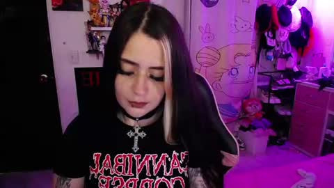 Snapshot of stephani_rousso chatting on June 25, 2026, 11:31 pm joha cosmo online show from June 25, 2026, 11:31 pm
