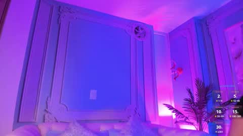         online show from November 27, 2025, 2:24 am