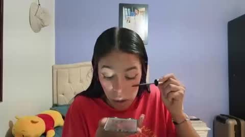 Stephania online show from March 20, 2026, 4:23 pm