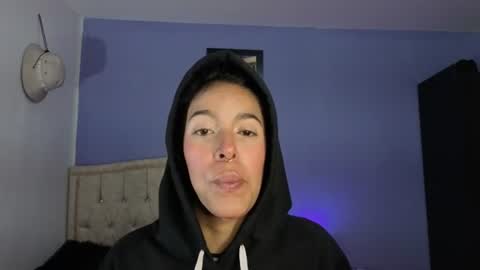 Snapshot of stephania_t chatting on June 23, 2026, 2:26 pm Stephania online show from June 23, 2026, 2:26 pm