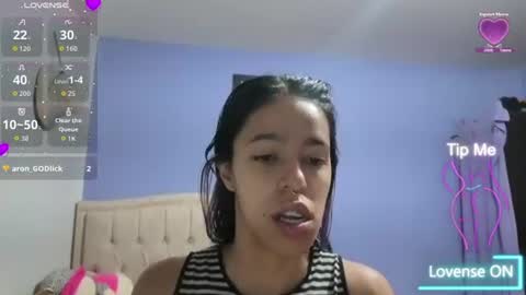 Snapshot of stephania_t chatting on July 8, 2026, 2:10 pm Stephania online show from July 8, 2026, 2:10 pm