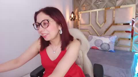 Snapshot of stephaniesun_ chatting on May 29, 2026, 12:36 pm Stephaniesun online show from May 29, 2026, 12:36 pm