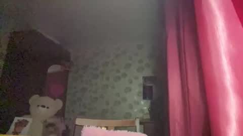 Snapshot of stephaniflicek chatting on February 20, 2026, 3:01 pm Stephani online show from February 20, 2026, 3:01 pm