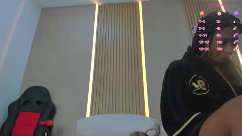 Snapshot of stephany_summer chatting on September 13, 2025, 12:05 pm Stephany online show from September 13, 2025, 12:05 pm