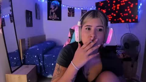 Stephany  independient model  online show from January 12, 2025, 6:49 am