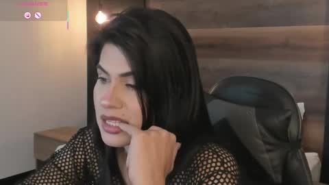 S T E P H A N Y A online show from March 5, 2026, 7:54 pm