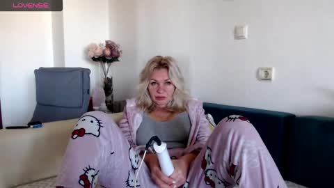 Snapshot of stephanydoll chatting on January 19, 2026, 1:04 pm stefany online show from January 19, 2026, 1:04 pm