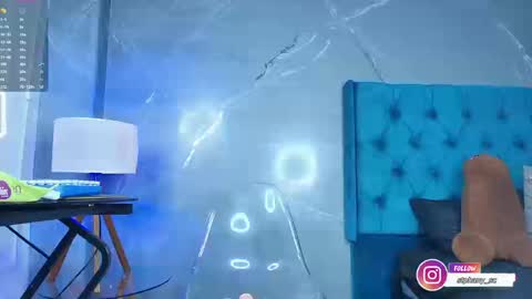 Stefanny online show from March 19, 2026, 12:36 am