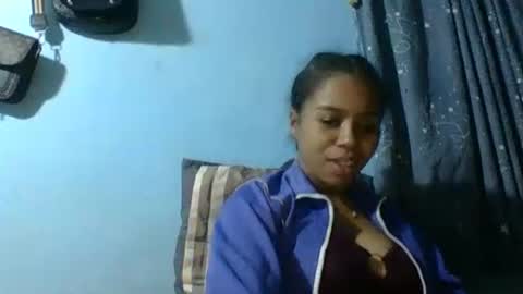stephaolysca online show from May 19, 2026, 6:03 pm