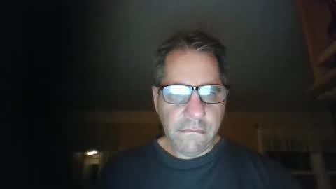 Snapshot of stephenhal9 chatting on October 24, 2025, 4:20 am stephenhal9 online show from October 24, 2025, 4:20 am