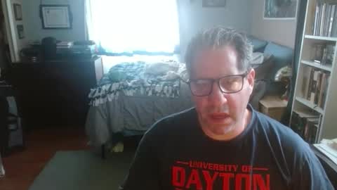 stephenhal9 online show from April 7, 2026, 3:23 pm