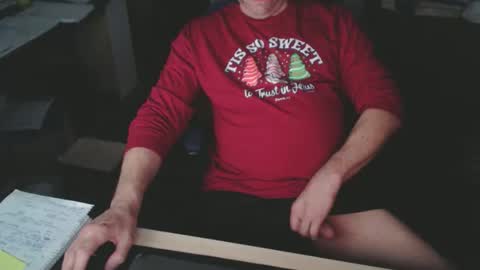 stephenhal9 online show from April 11, 2026, 5:01 am