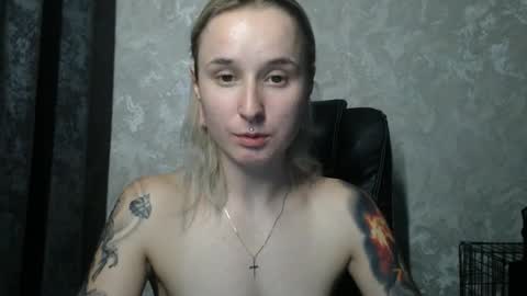 Snapshot of stephiepink chatting on December 16, 2025, 12:54 pm Grace online show from December 16, 2025, 12:54 pm