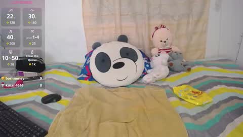 Snapshot of stepmom_slut_50_ chatting on December 18, 2024, 12:43 am Angie mature online show from December 18, 2024, 12:43 am